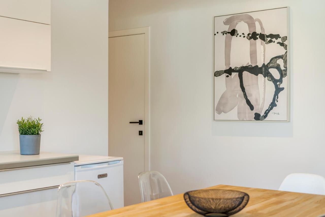 Modern, Mooi En Stijlvol App Vlakbij Winkelstraat Knokke-Heist